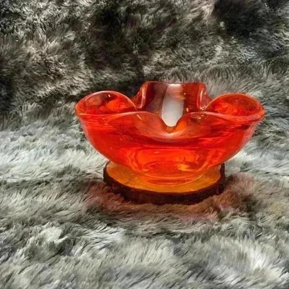 Vintage  Orange Art Glass Bowl - Picture 2 of 16